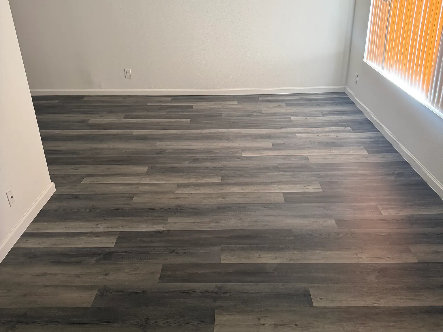 1 bed, 700 sqft, $2,400 — Photo 1