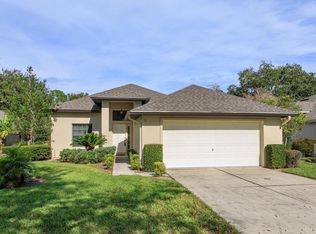 569 Juniper Way, Tavares, FL 32778