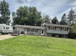 106 Meadow Lark Ln, La Porte, IN 46350