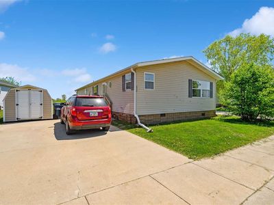 222 Hackney Ct, Iowa City, IA, 52240