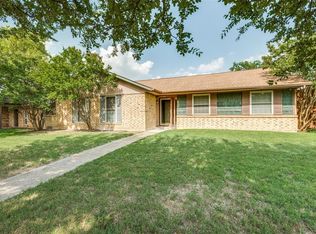 625 Red River Dr, Lewisville, TX 75077