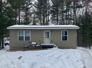 4162 Jeri Rd, Interlochen, MI 49643