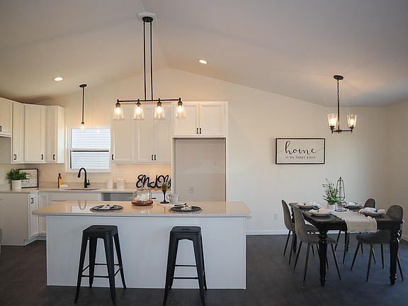 5th image of 7049 Richmond Dr