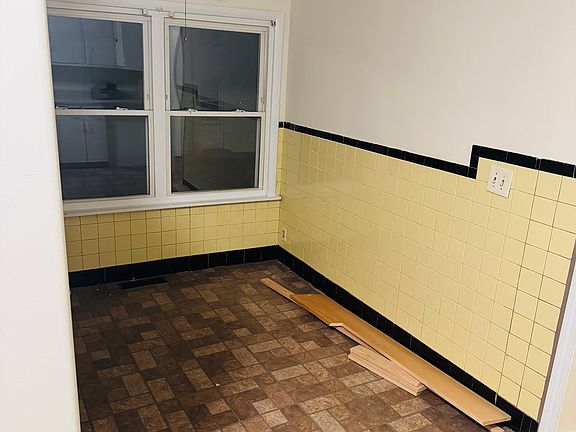 2nd image of 631 Center St