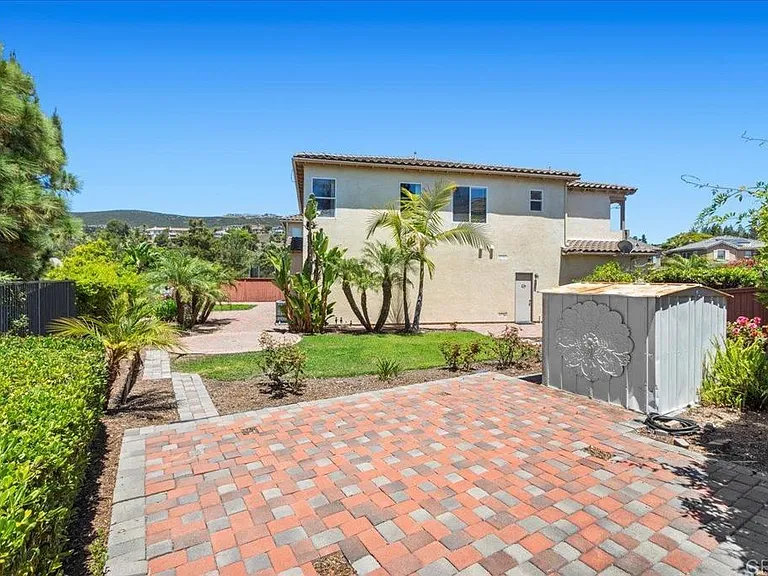 1560 Eden Ct — Photo 36