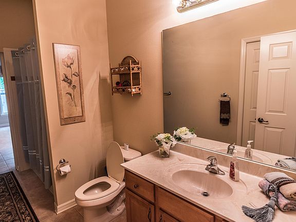 3rd image of 220 Bluestone Pl