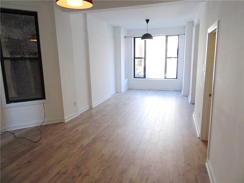 1st image of 1506 N Rockwell St #2