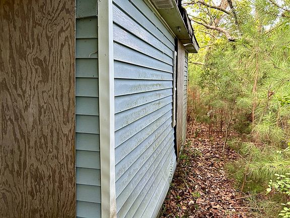 4th image of 425 S Magnolia Ave