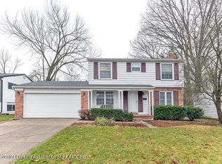 2502 Heights Ave, Lansing, MI 48912