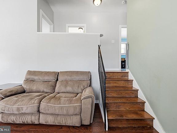 5th image of 315 Walker Rd