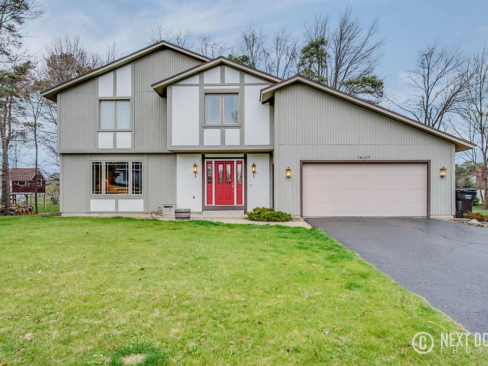 1st image of 14157 Fox Trail Dr