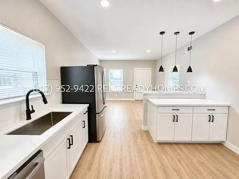 4009 Lamar St — Photo 26
