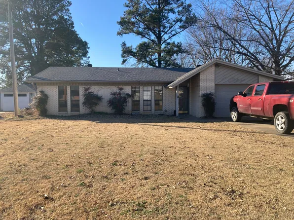301 S Franklin St, Lavaca, AR 72941
