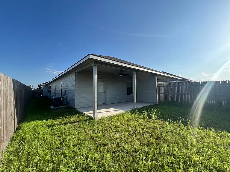 632-634 Grayson Ln — Photo 21
