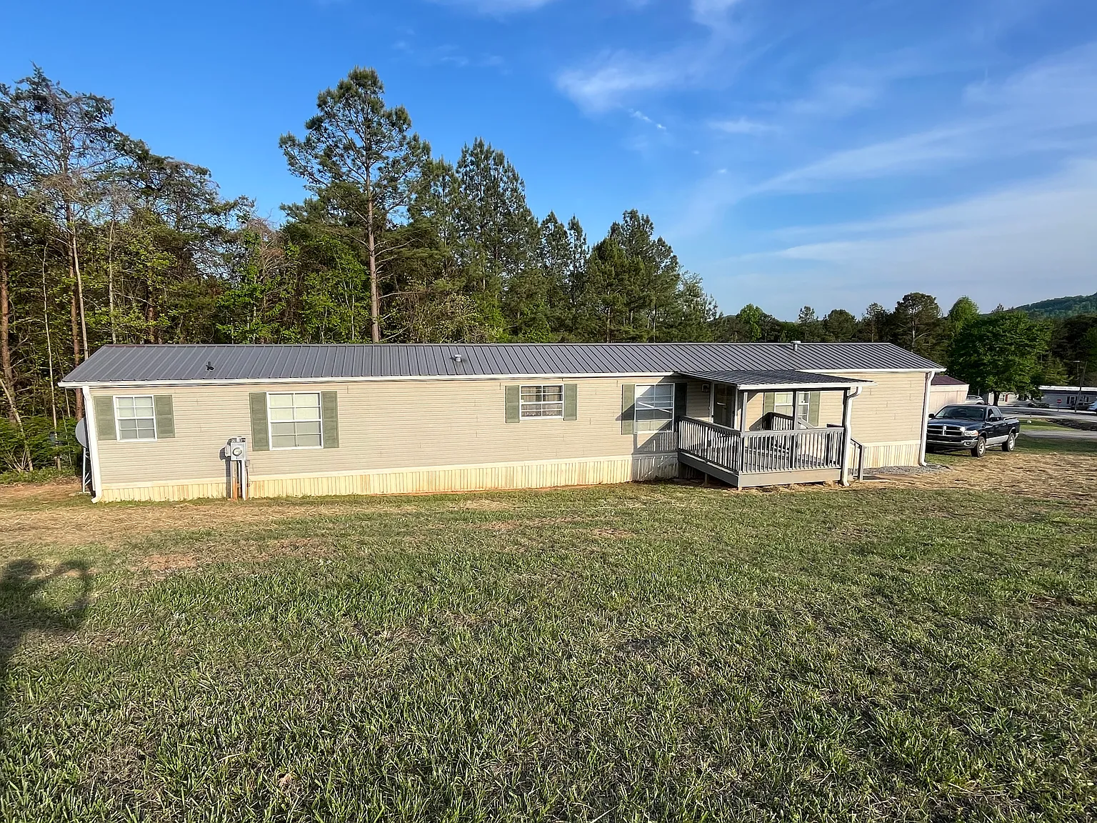 3 bed, 1064 sqft, $1,300 — Photo 1