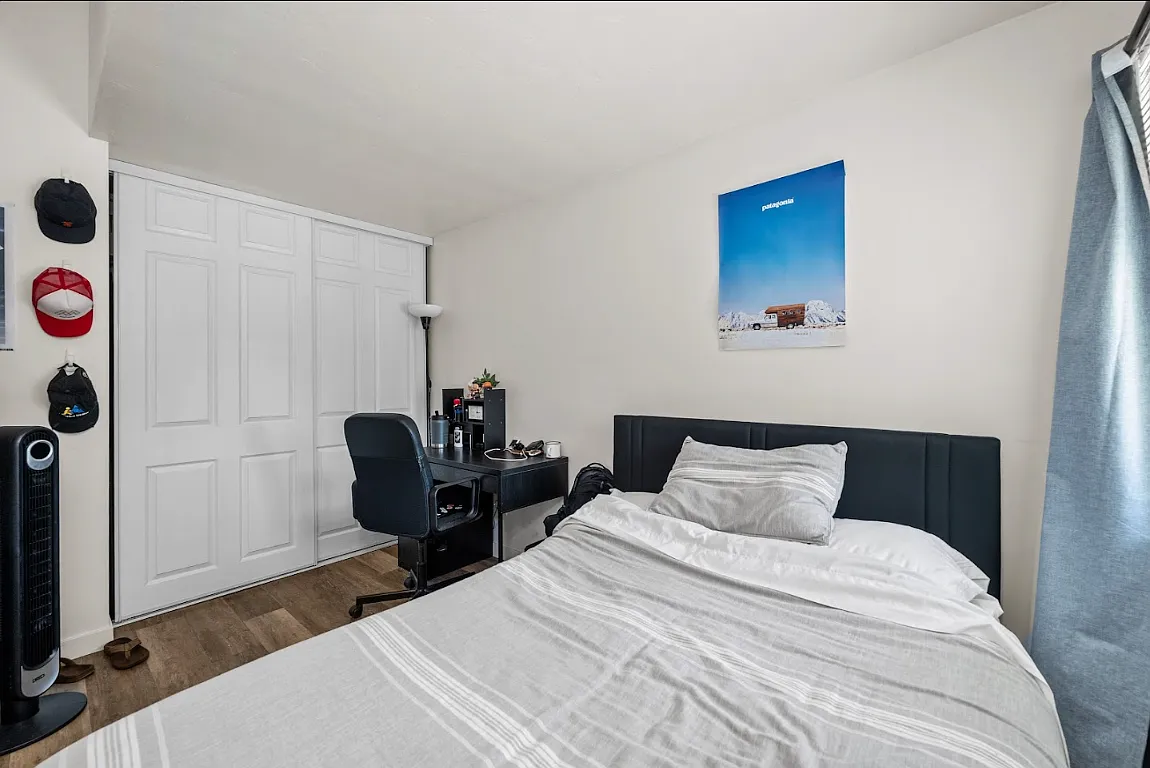 3 bed, 725 sqft, $4,600 — Photo 4