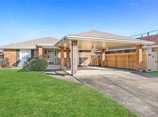 4529 Fairfield St, Metairie, LA 70006