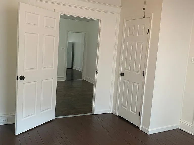 1127 W Poplar St #1 — Photo 13