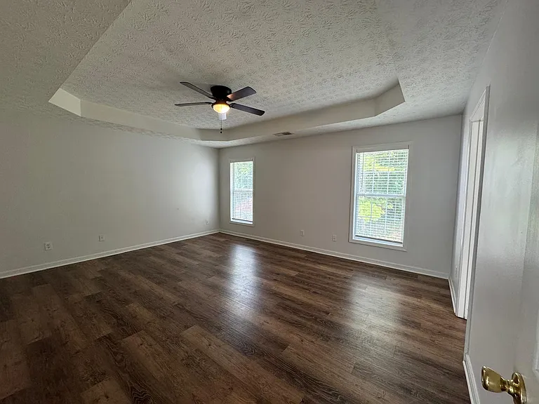 340 Circle Rd — Photo 13