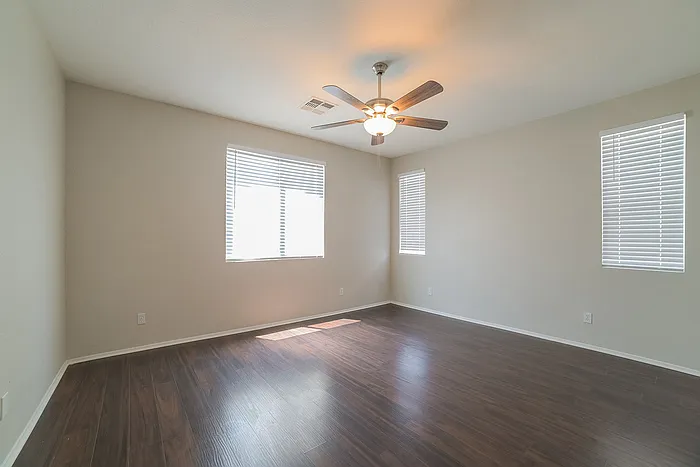 4210 S Mariposa Dr — Photo 9