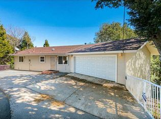 187 Wylerhorn Dr, Crestline, CA 92325