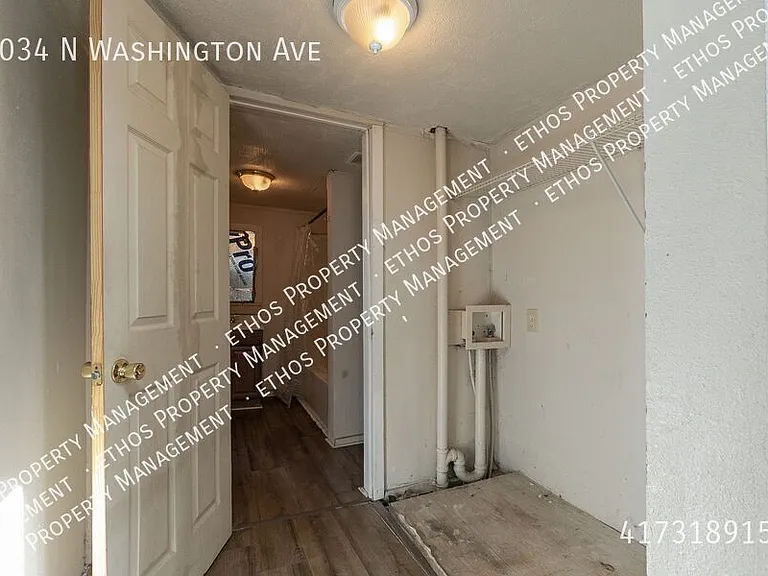 2034 N Washington Ave — Photo 8