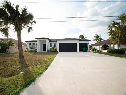 4129 Flamingo Blvd Photo 1