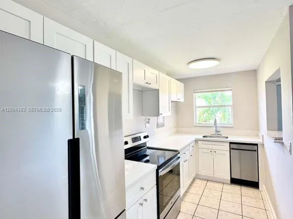 2651 NW 13th St, Miami, FL