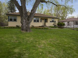 3425 Terrace Ln, Golden Valley, MN 55422