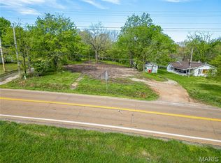 302 S Commercial St, Crocker, MO 65452