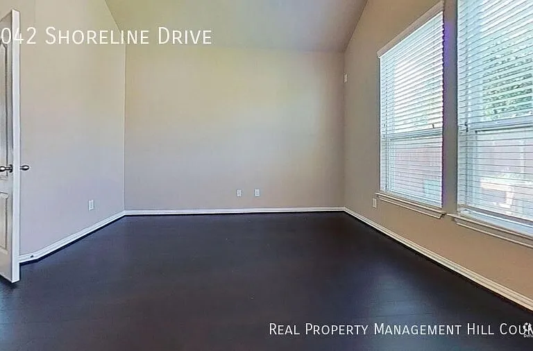 13042 Shoreline Dr — Photo 10