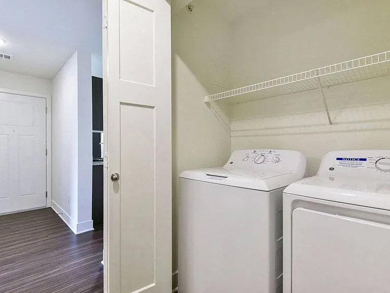 Chase Creek Apartment Homes — Photo 90