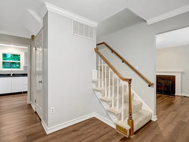 7217 Reservation Dr — Photo 4