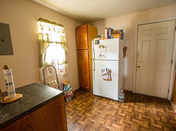 5th image of 1405 San Jacinto Ave