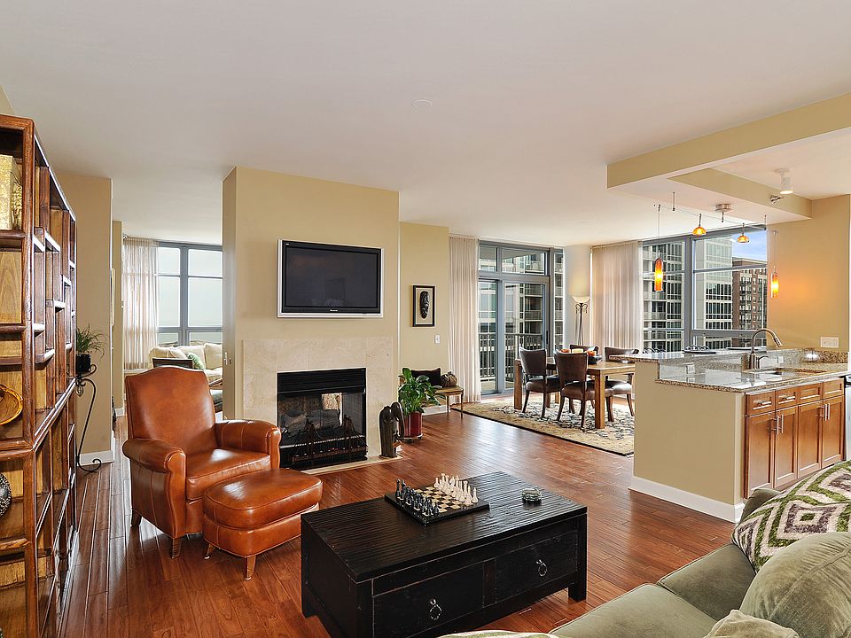 1st image of 1600 S Prairie Ave #1801
