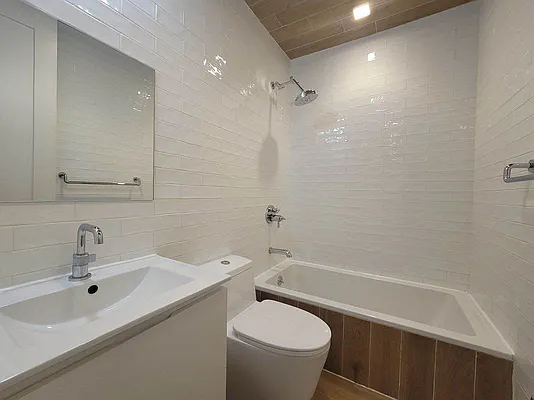 Rented by EXR | media 2