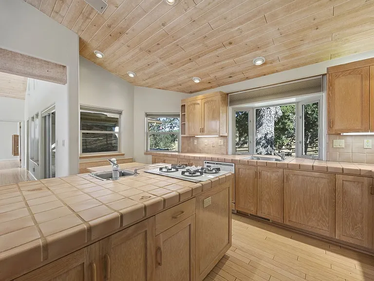 29861 Greenwater Dr — Photo 11