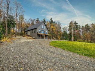 6 Beaver Ln, Rangeley, ME 04970