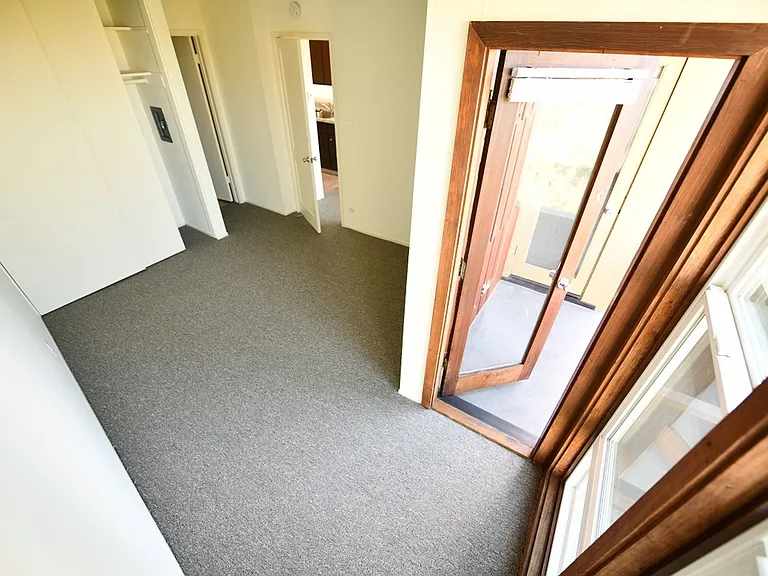 2415 College Ave. — Photo 10