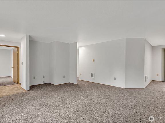 4th image of 13110 138th Avenue NW