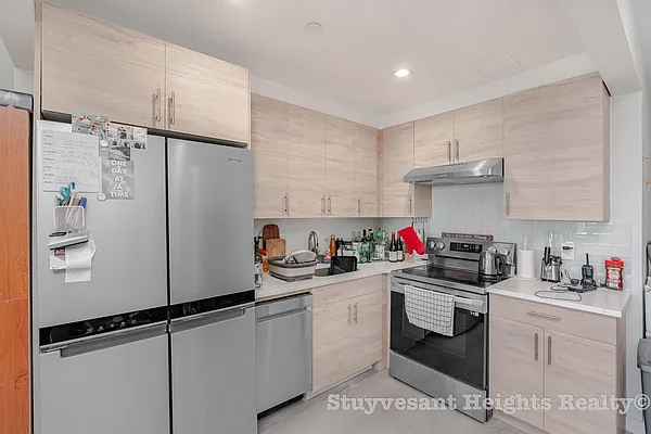 Rented by Stuyvesant Heights Realty Corp | media 44