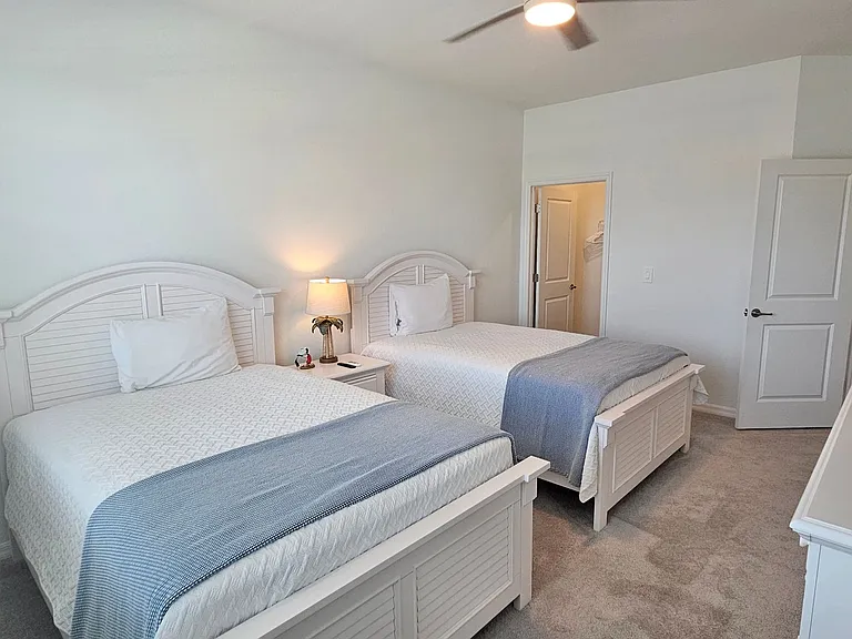 12665 Radiance Ct #202 — Photo 46