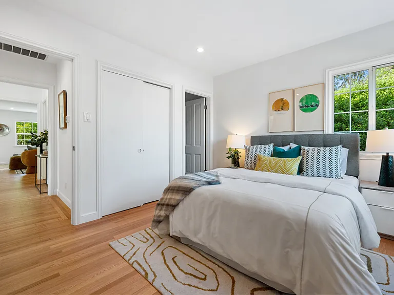 108 Arrowood Ln — Photo 16
