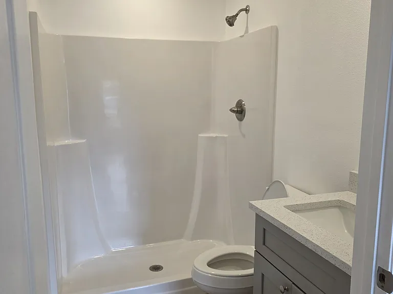 746 Church Ave SW — Photo 10