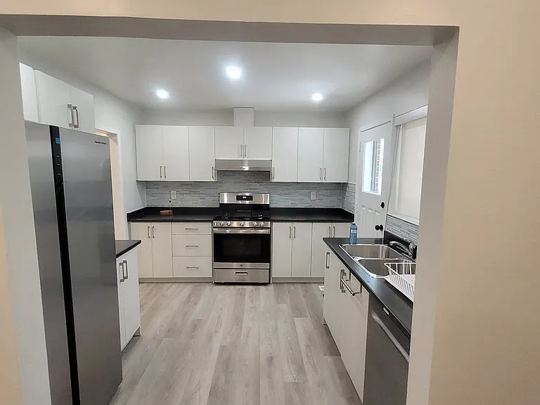Alderbury Cres — Photo 12