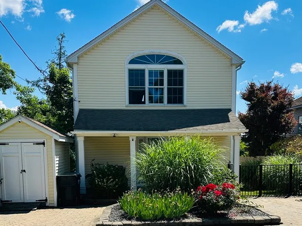 311 Bridle Path, Worcester, MA 01604