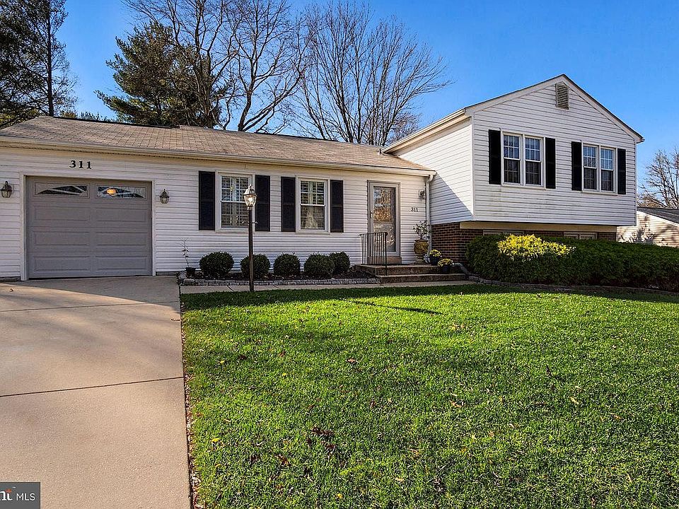 1st image of 312 Currier Dr