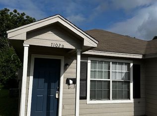 1102 S 22nd St #B, Temple, TX 76501