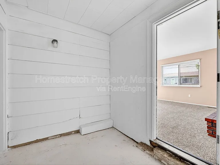 1310 Petite Dr — Photo 17