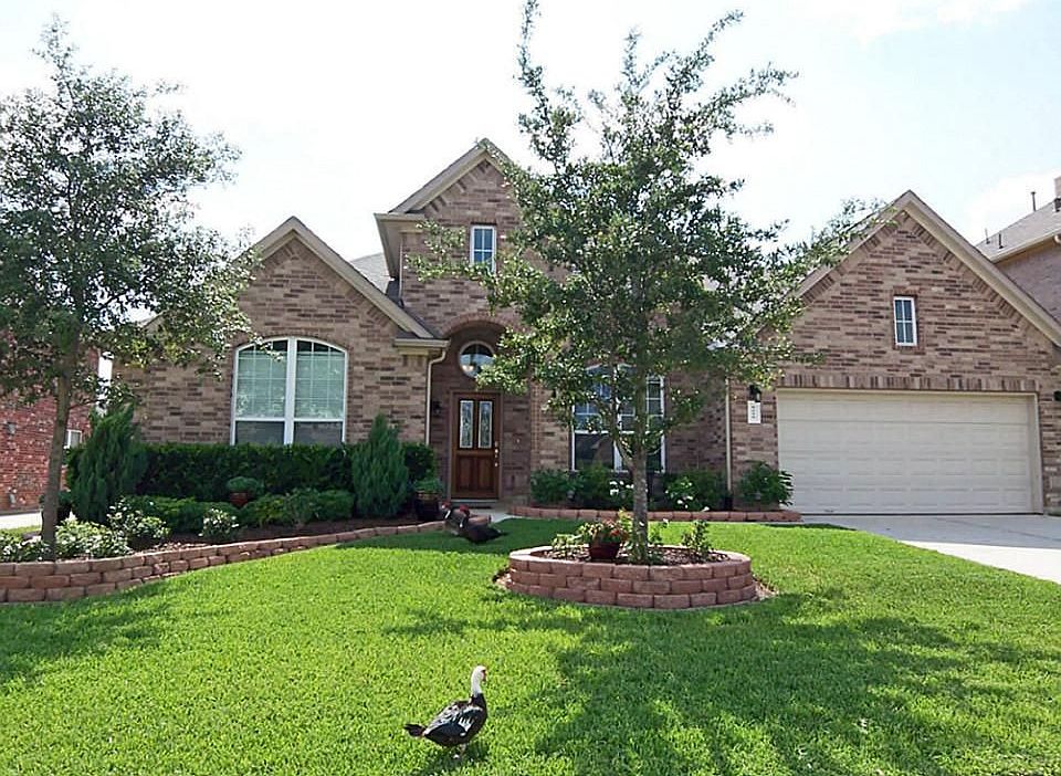 1st image of 8010 Eden Park Ct